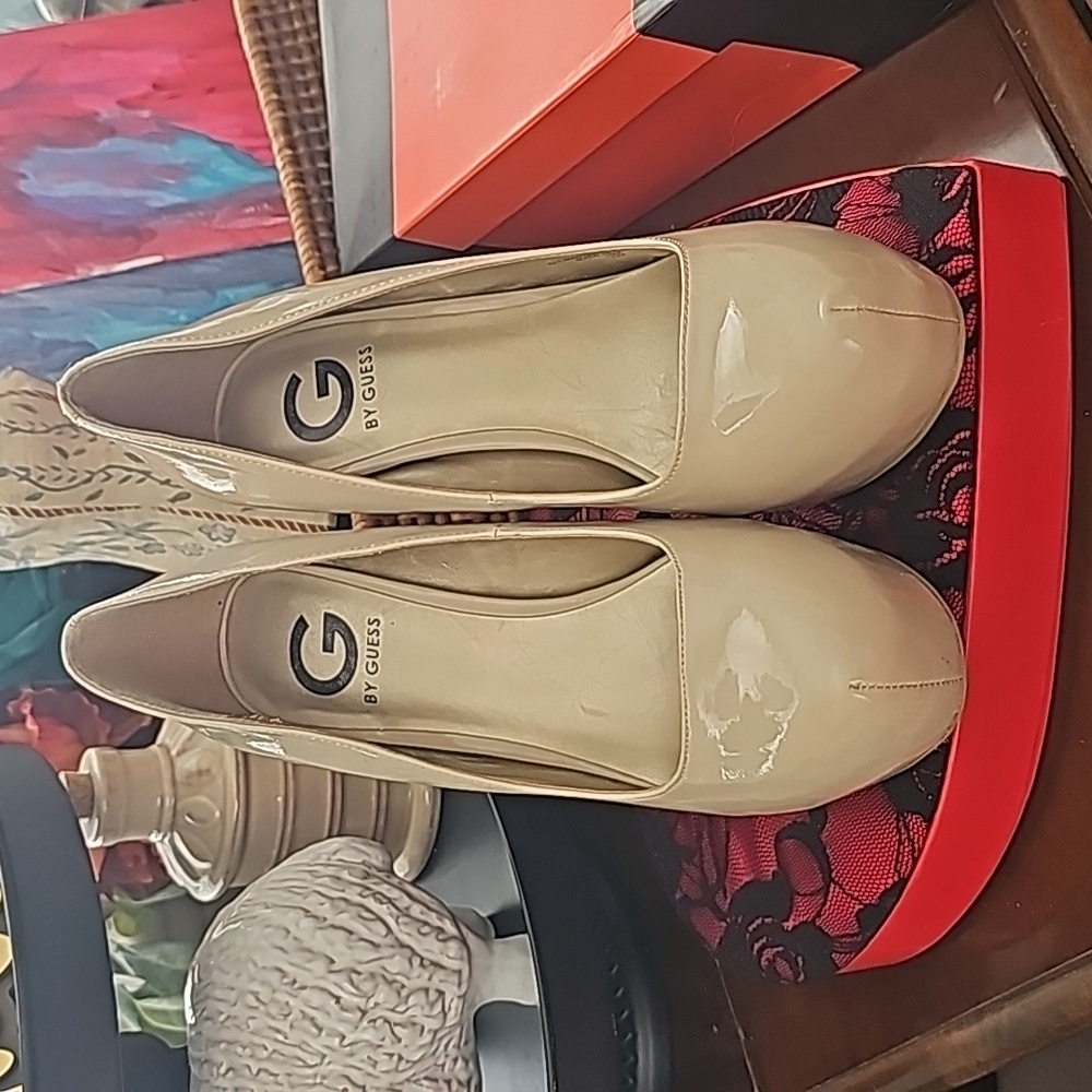 Nude Pumps - Picture 3 of 5
